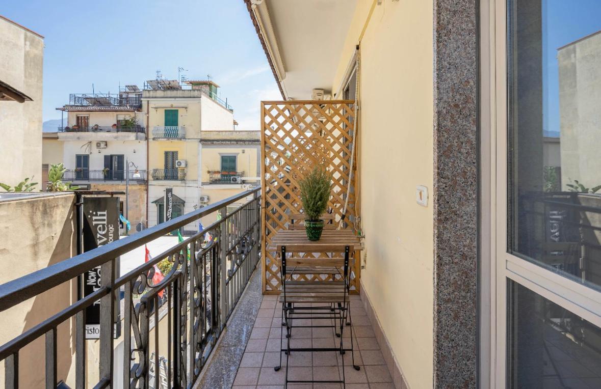 B&B Civico 8 Pompei Exterior photo